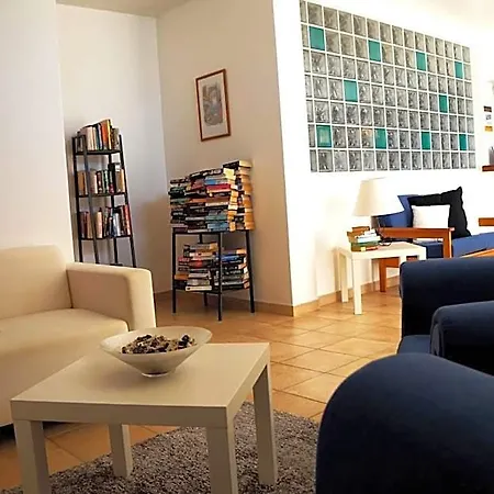 Oasis Szálloda Lagos